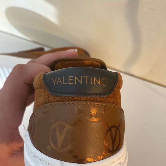 Regina Logo Leather Slip-On Sneakers - Picture 11 of 13